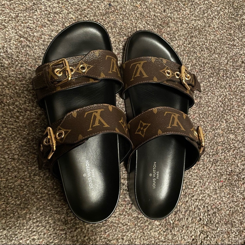 LOUIS VUITTON CLASSIC MONOGRAM BOM DIA FLAT MULES